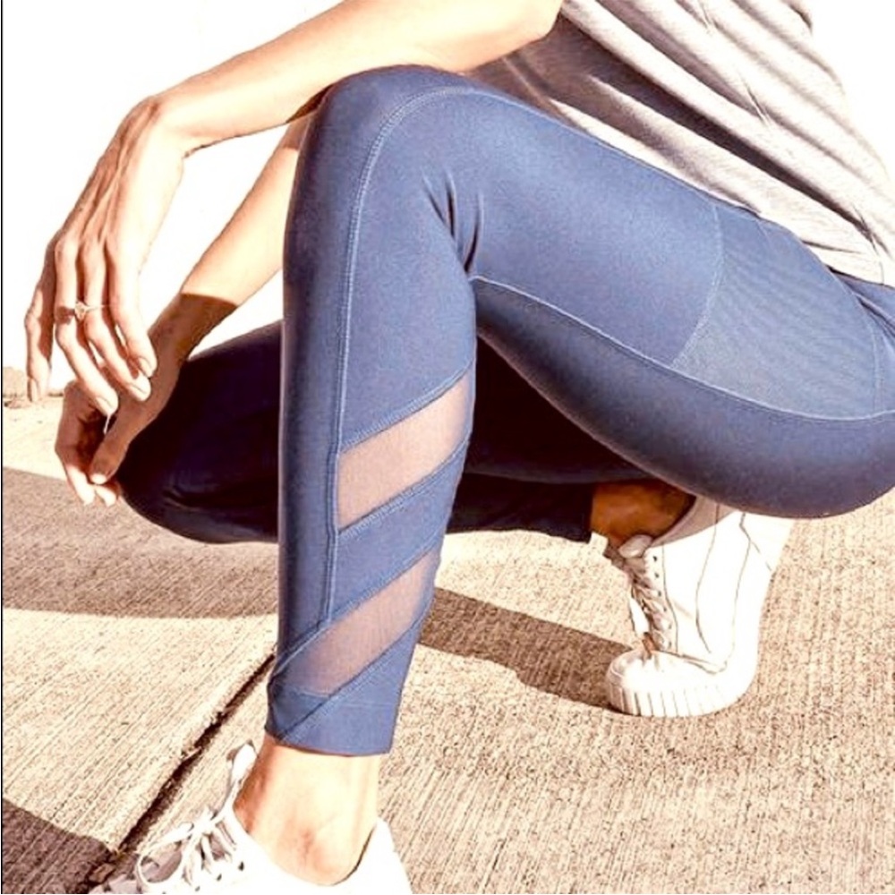 Mondetta Slate Blue Mesh Cutout Leggings